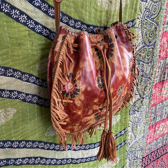 NWOT Patricia Nash Brown Floral Fringe 70s Revival Boho Leather Bucket Purse - Picture 7 of 15